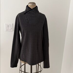 White Sierra Black Button-Detail Turtleneck Sweater- Women’s Size M